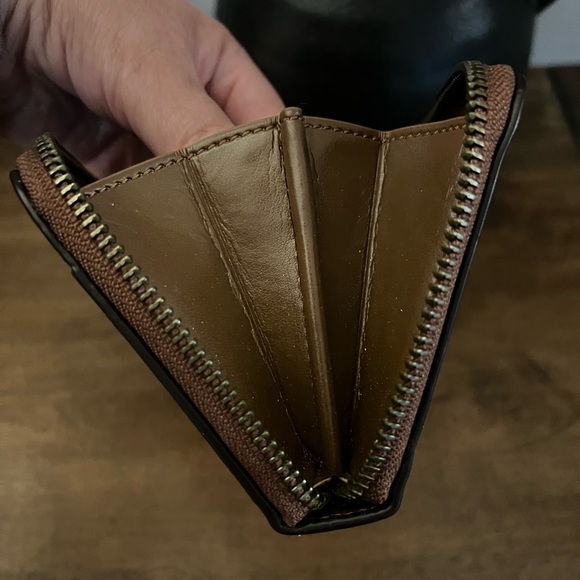 Coach Accordian Wallet - Picture 5 of 10